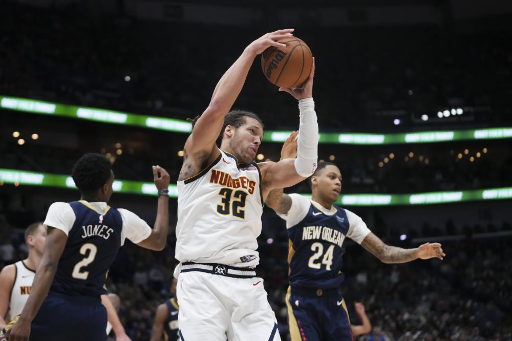 背景下做出 背景下做出